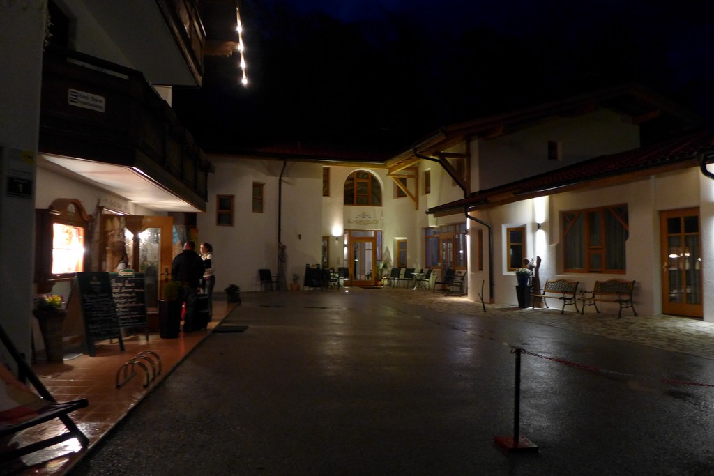 Name:  SchlossBlick Hotel near Kufstein, AustriaP1000934.jpg
Views: 13159
Size:  140.4 KB