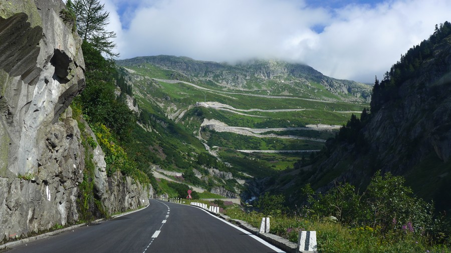 Name:  Furka Pass  P1080474.jpg
Views: 13007
Size:  181.5 KB